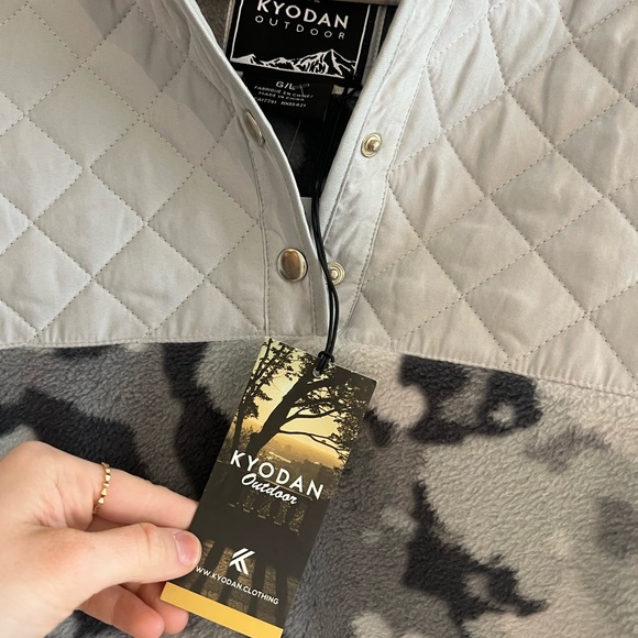 NWT-Kyodan Outdoor fleece jacket L gray camouflage print pullover warm casual - Picture 3 of 4